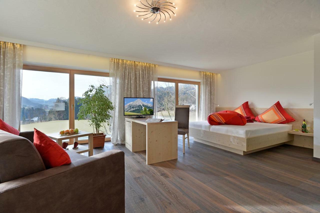 Bauernhof Lindenhof Bed & Breakfast Scheffau am Wilden Kaiser Eksteriør bilde